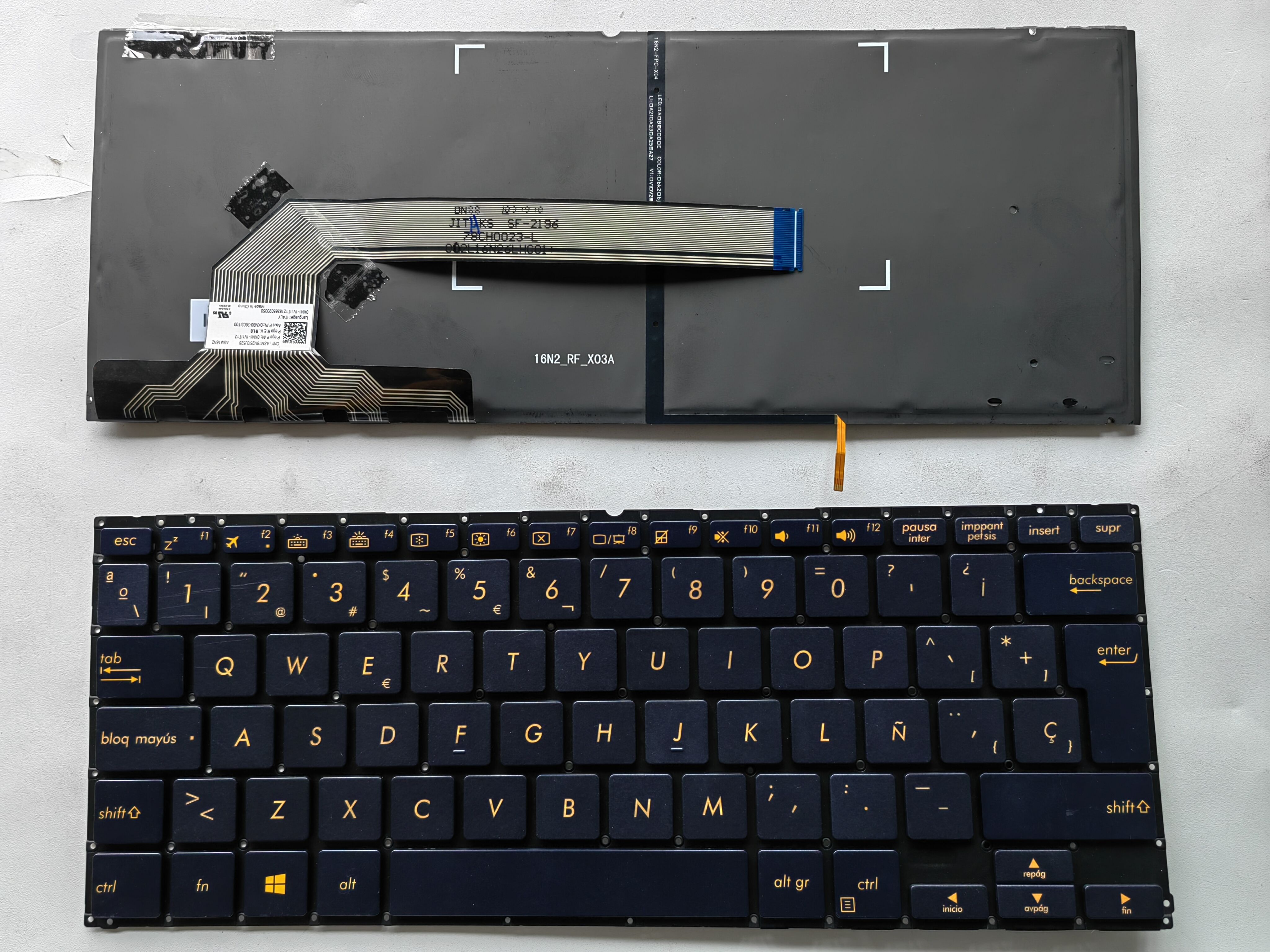 Picture of New Replacement Laptop Keyboard For ASUS UX370/UX370UA/Q325U/Q325UA Blue Backlit (OEM) SP Layout